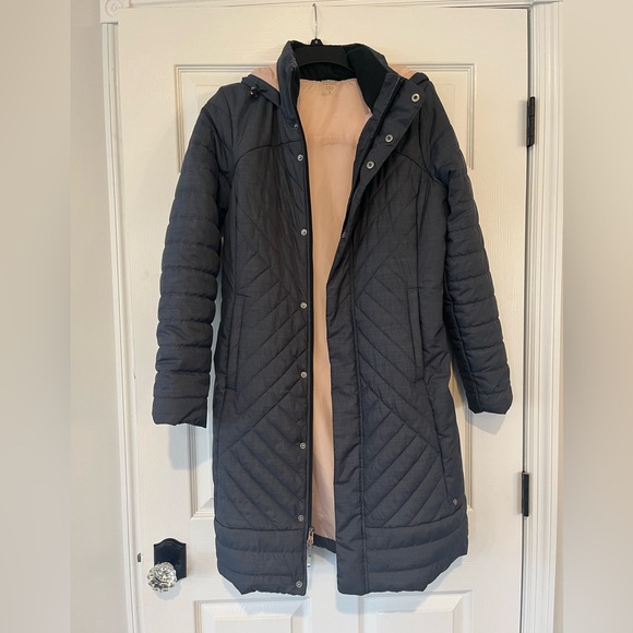 Calia by Carrie Underwood, Women’s Small Charcoal gray quilted coat. - Picture 1 of 9